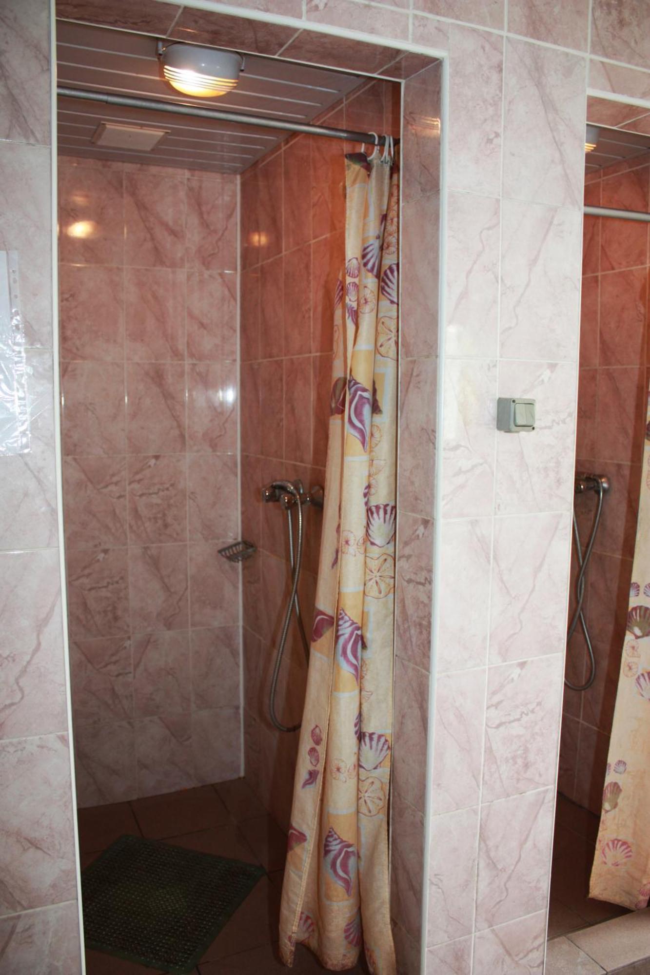 Albergue Vydubychi Kiev Exterior foto